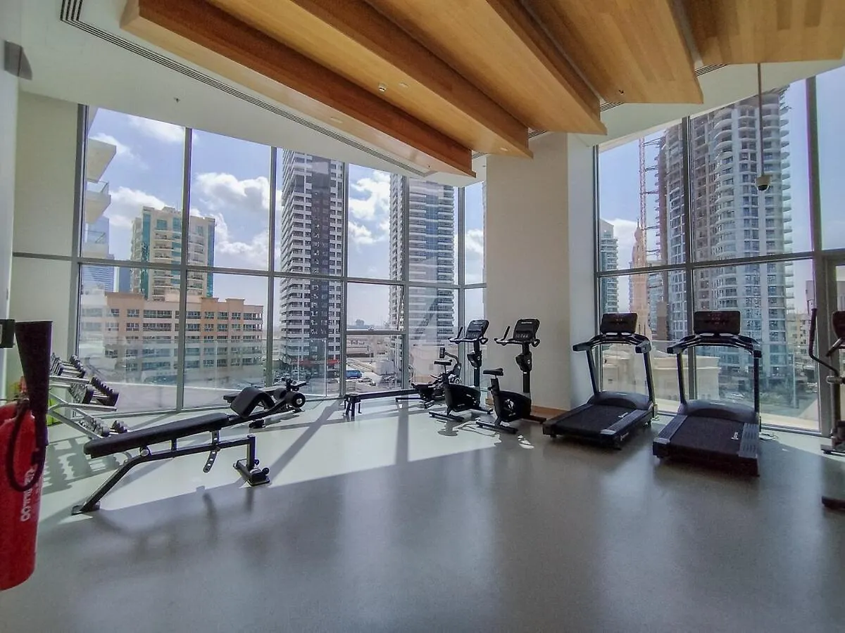 Elegant 3-Bedrooms In Dubai Marina With Stunning Views!