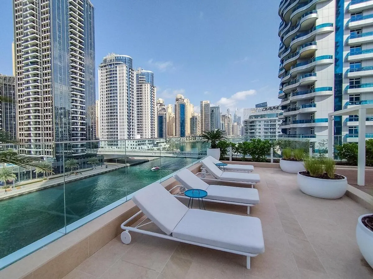 Apartment Elegant 3-Bedrooms In Dubai Marina With Stunning Views!
