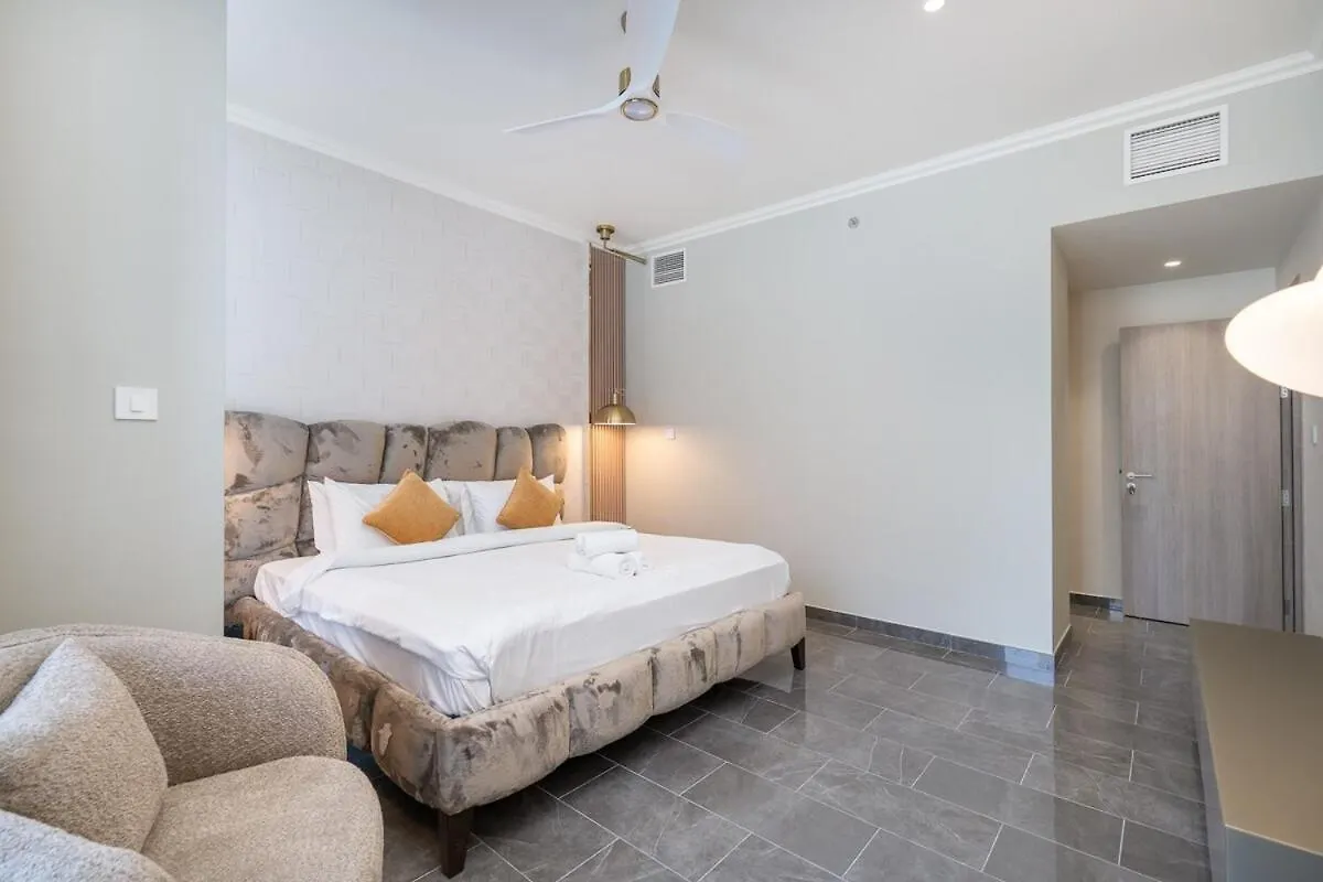 Elegant 3-Bedrooms In Dubai Marina With Stunning Views! Apartment