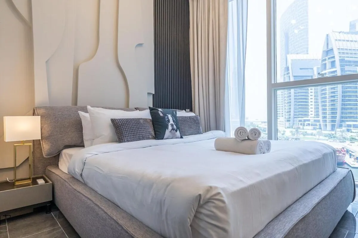 Elegant 3-Bedrooms In Dubai Marina With Stunning Views!