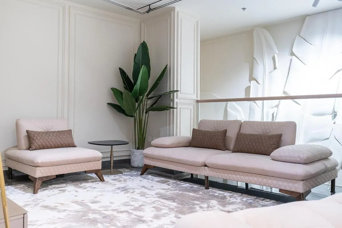 Elegant 3-Bedrooms In Dubai Marina With Stunning Views!