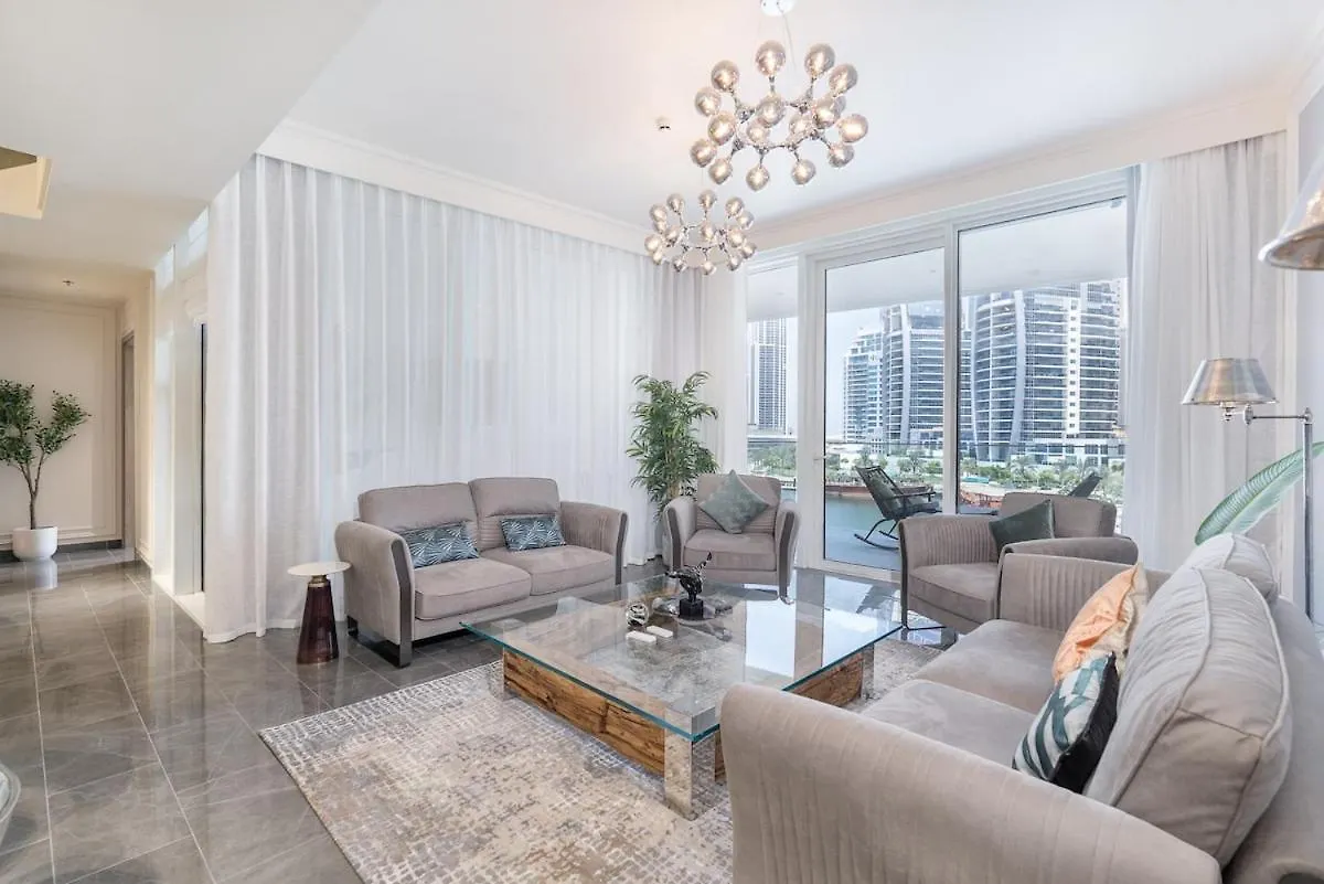 Elegant 3-Bedrooms In Dubai Marina With Stunning Views!