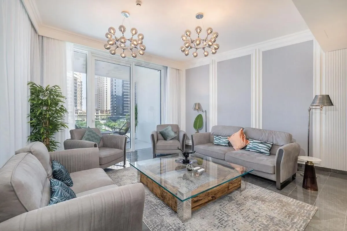 Apartment Elegant 3-Bedrooms In Dubai Marina With Stunning Views!