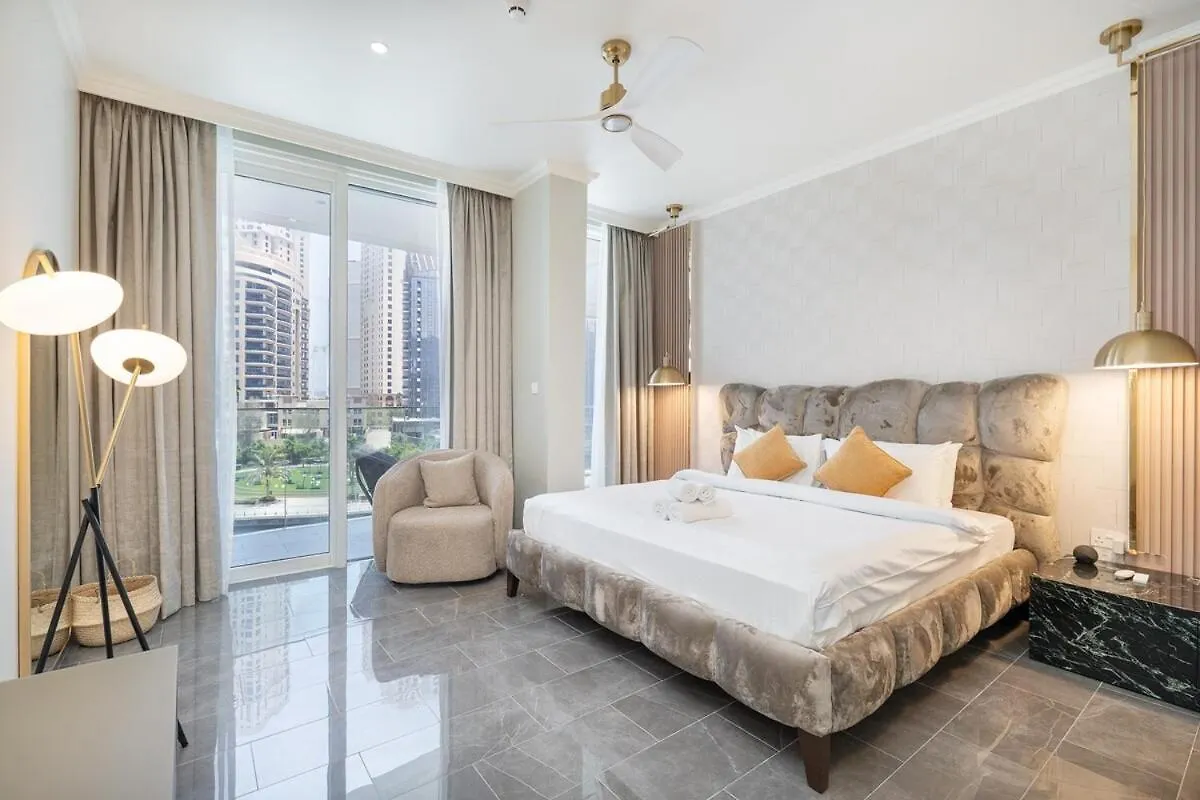 Elegant 3-Bedrooms In Dubai Marina With Stunning Views! 0*,