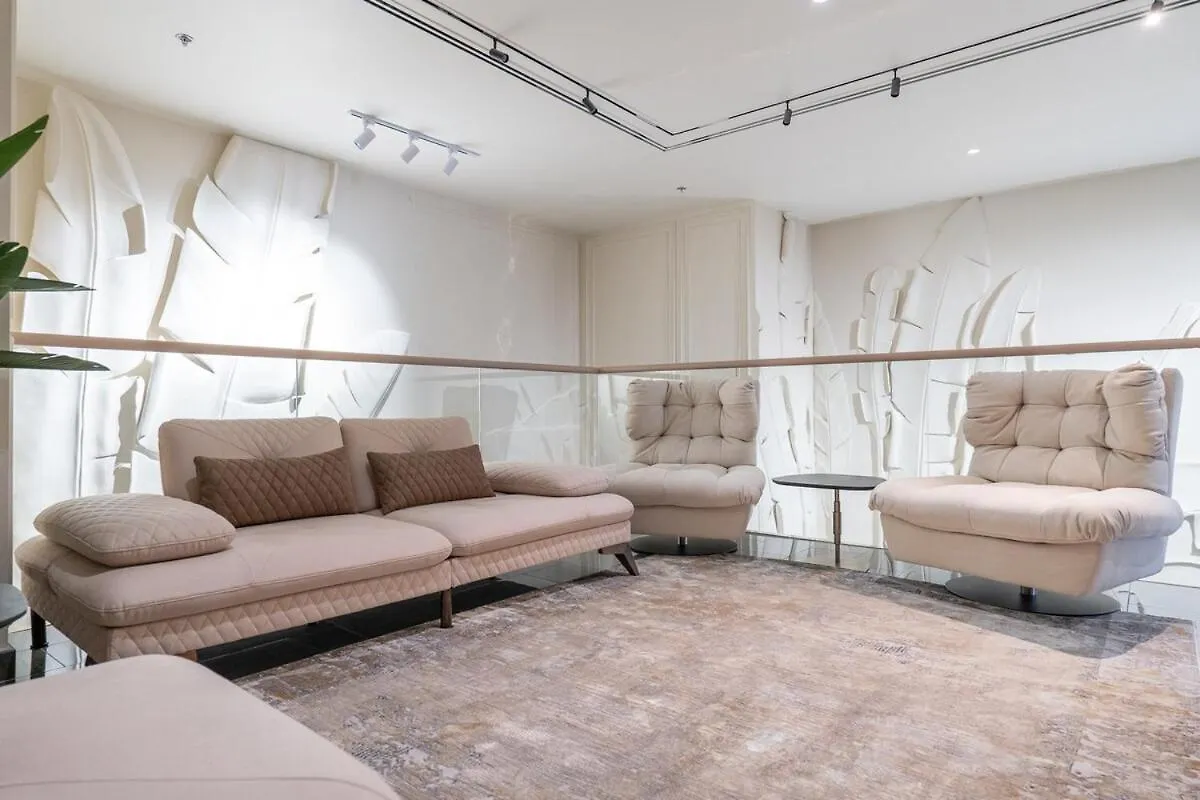Elegant 3-Bedrooms In Dubai Marina With Stunning Views!