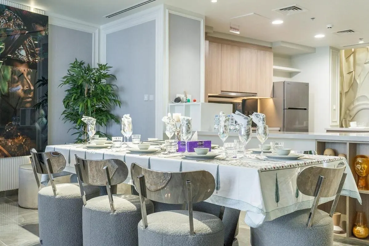 Apartment Elegant 3-Bedrooms In Dubai Marina With Stunning Views!