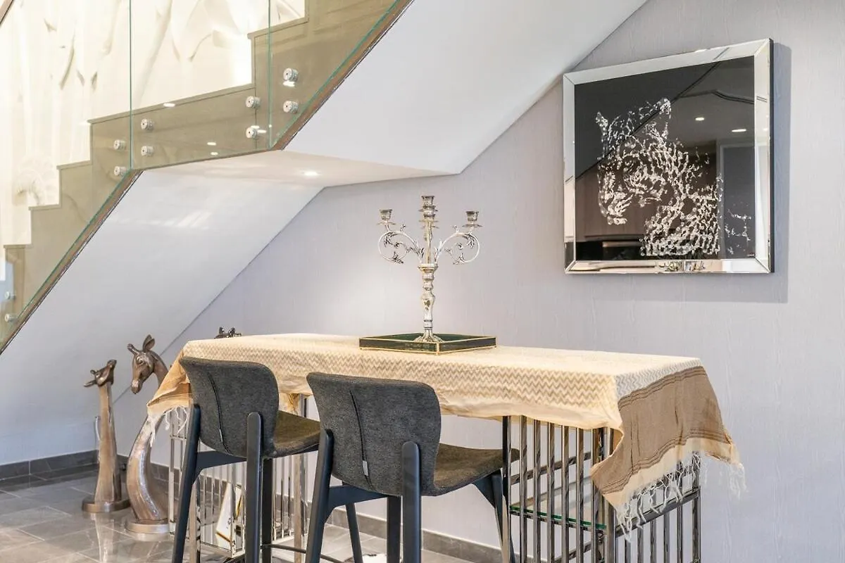Elegant 3-Bedrooms In Dubai Marina With Stunning Views! United Arab Emirates